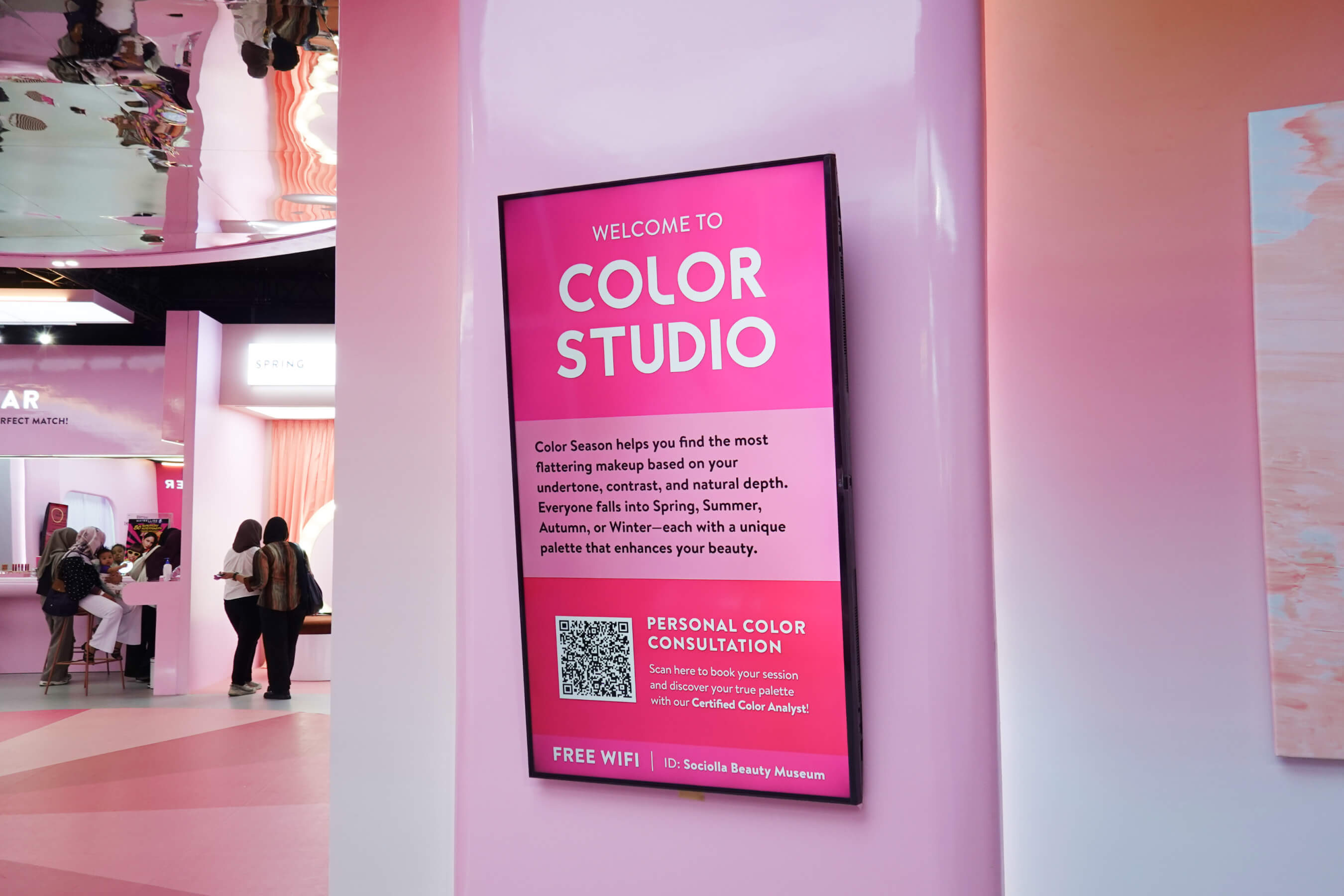Image Project 4_Sociolla Beauty Museum.jpg